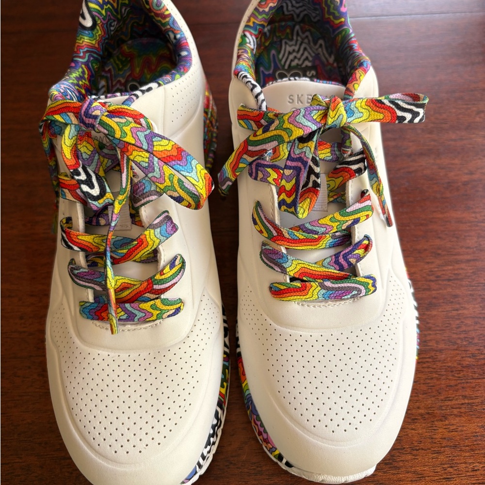 NWOT Skechers X Jen : Uno lite wedge sneaker size 8